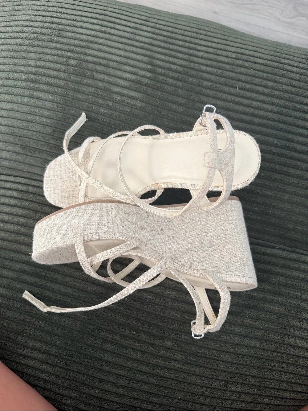 N/A neutral beige